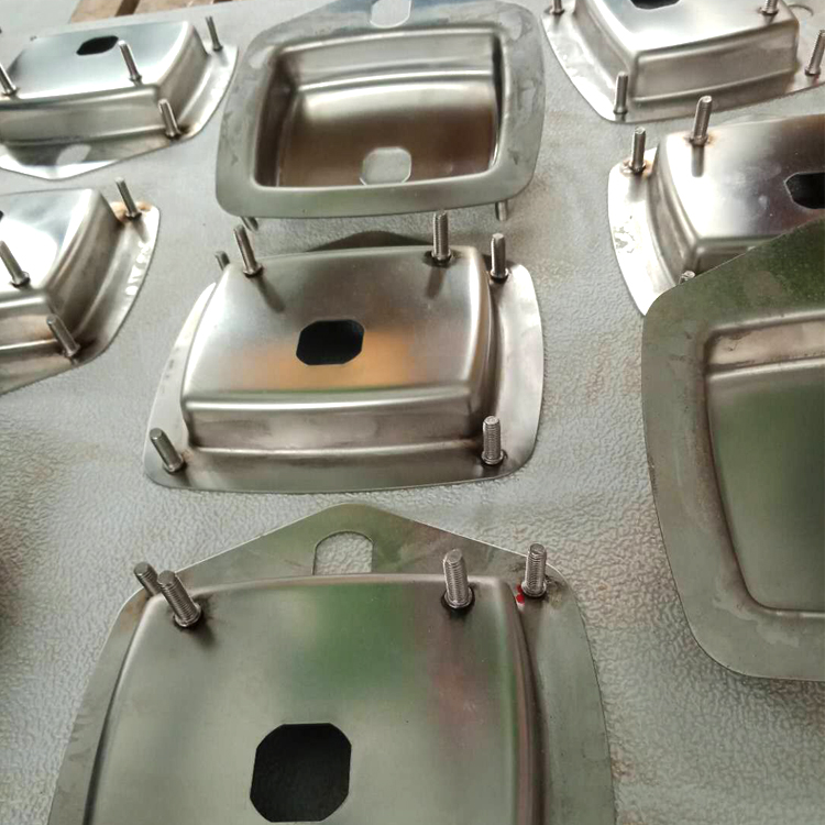 螺柱焊接 螺柱焊接